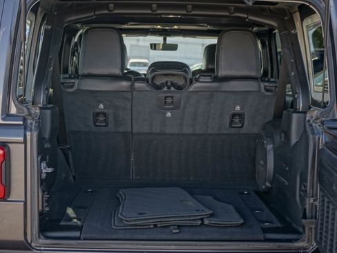 Used 2021 Jeep Wrangler Unlimited Rubicon image 9