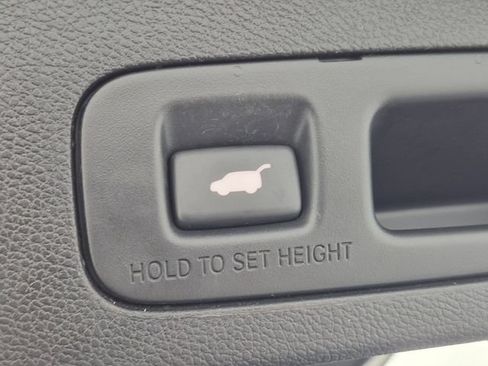 Used 2020 Honda CR-V Touring image 30