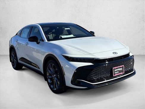 New 2026 Toyota Crown Limited image 3