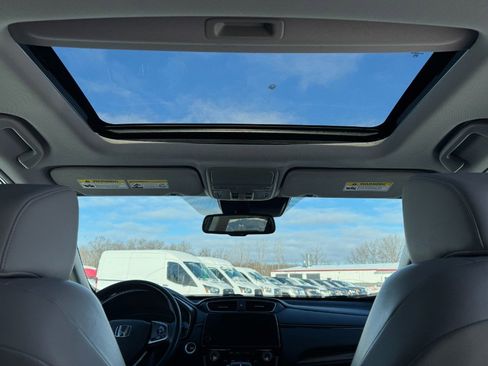 Used 2017 Honda CR-V Touring image 22