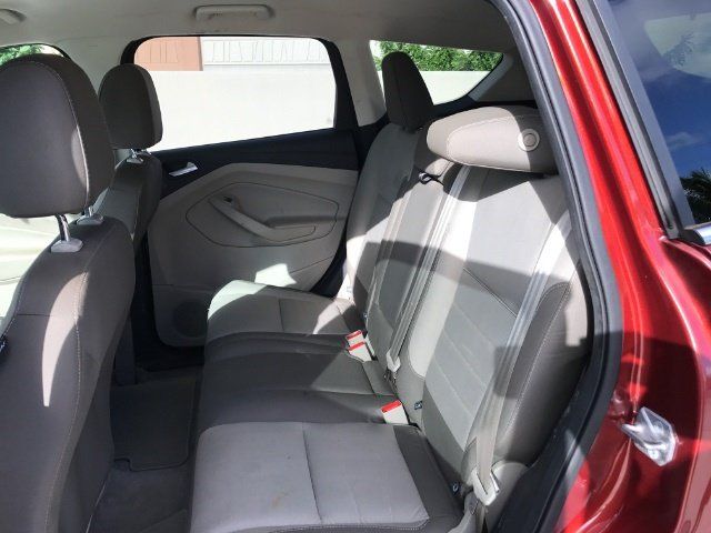 Used 2014 Ford Escape SE w/ Equipment Group 201A FWD image 9