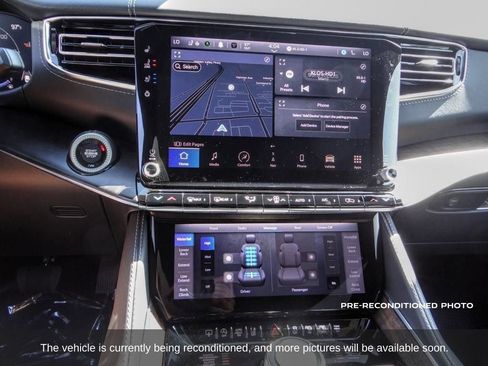 Used 2023 Jeep Grand Wagoneer Series II image 16