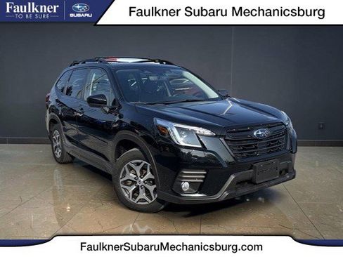 Certified 2023 Subaru Forester Premium AWD/4WD image 1