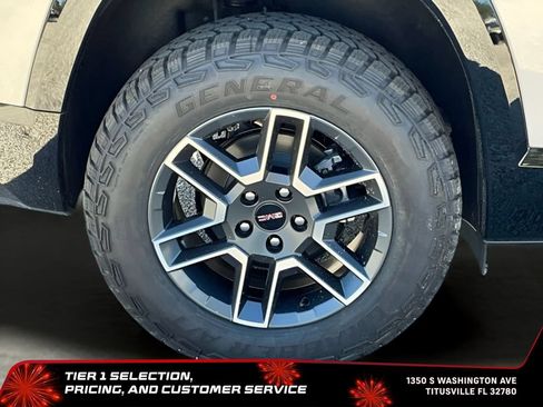 New 2026 GMC Terrain AT4 w/ LPO, Black Badging Package AWD/4WD image 18