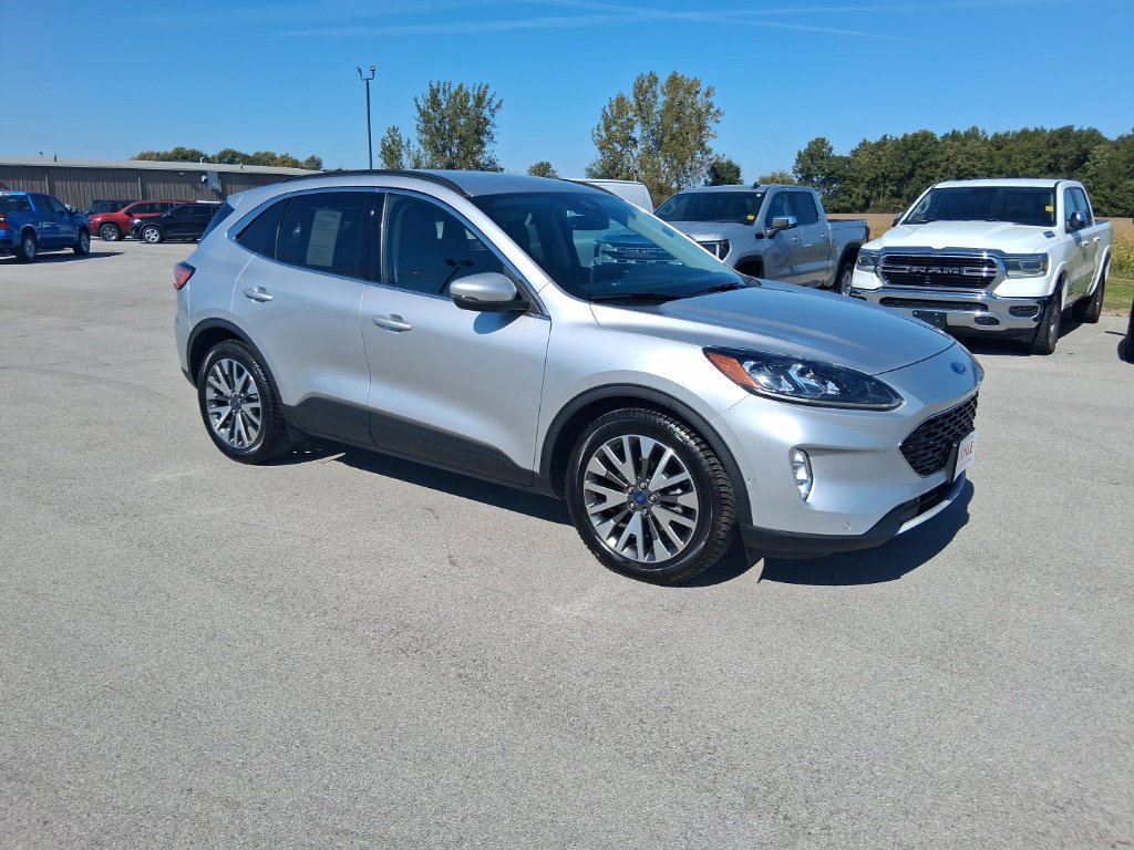 Used 2020 Ford Escape Titanium FWD image 5