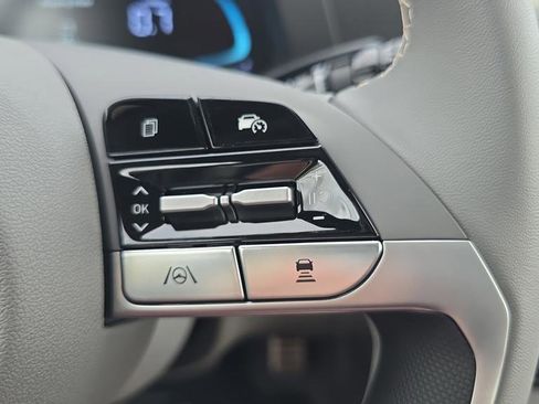 New 2026 Hyundai Elantra SEL Sport Premium FWD image 13