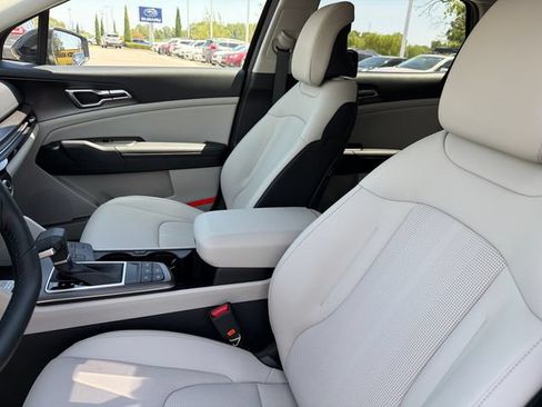 New 2026 Kia Sportage EX w/ EX Panorama Roof Package FWD image 20