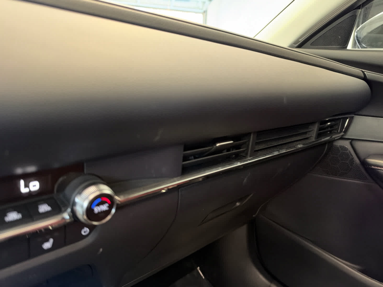 Used 2024 MAZDA CX-30 AWD 2.5 S w/ Preferred Package image 25