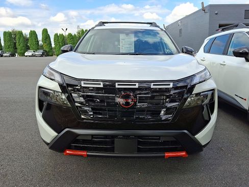 New 2026 Nissan Rogue SV image 2