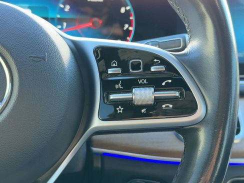 Used 2021 Mercedes-Benz GLE 350 GLE 350 w/ Premium Package image 23