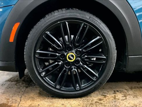 Used 2024 MINI Cooper SE image 12