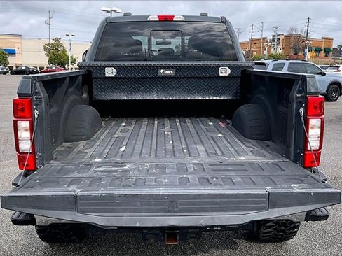 Used 2021 Ford F250 Lariat w/ Chrome Package image 31