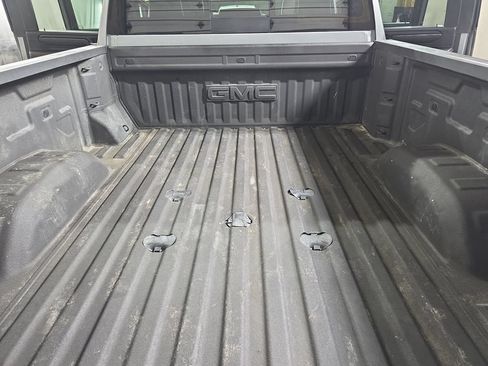 Used 2025 GMC Sierra 2500 AT4X AWD/4WD image 12