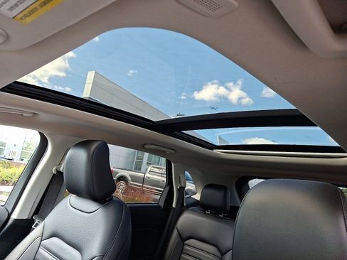 Certified 2022 Ford Edge SEL w/ Convenience Package image 14