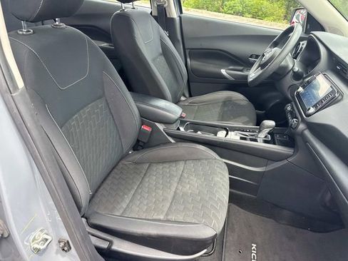 Certified 2022 Nissan Kicks SV FWD image 24
