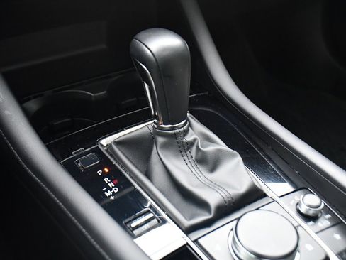 Used 2024 MAZDA MAZDA3 s image 31