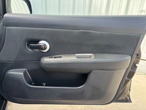 Used 2011 Nissan Versa 1.8 S w/ Plus Pkg image 29