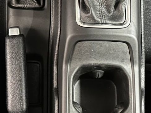 Used 2023 Jeep Wrangler Unlimited Sport AWD/4WD image 18
