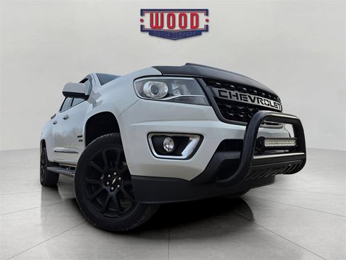 Used 2020 Chevrolet Colorado LT w/ Colorado RST Special Edition image 2