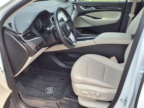 Used 2022 Buick Enclave Essence w/ Trailering Package, 5000 lbs. image 9