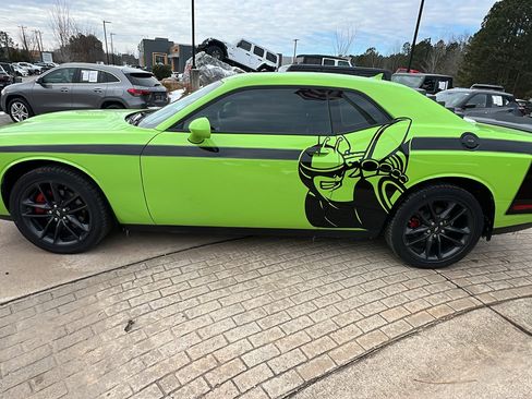 Used 2023 Dodge Challenger GT w/ Plus Package image 11