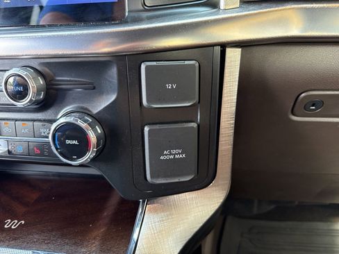 Used 2022 Ford F150 King Ranch w/ Equipment Group 601A High AWD/4WD image 18