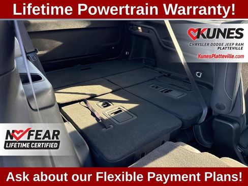 Used 2024 Jeep Grand Cherokee L Laredo image 32