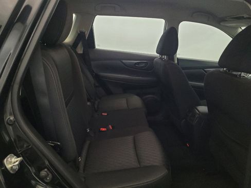Used 2020 Nissan Rogue S AWD/4WD image 19