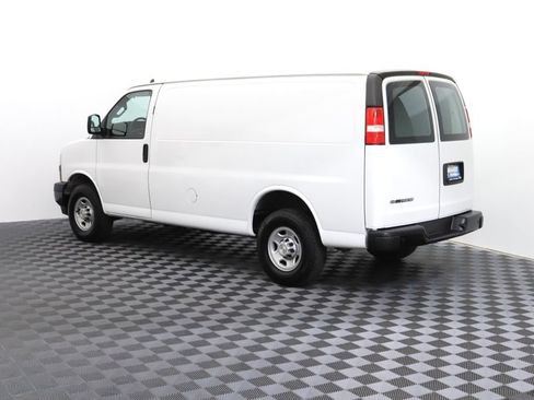 Used 2022 Chevrolet Express 2500 w/ Safety Package RWD image 5