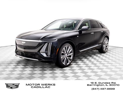 Used 2025 Cadillac Lyriq Luxury w/ LPO, Floor Liner Package AWD/4WD image 1