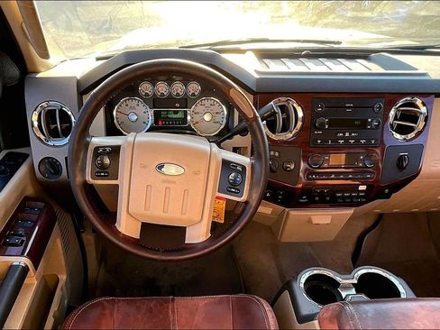 Used 2008 Ford F450 Lariat image 8