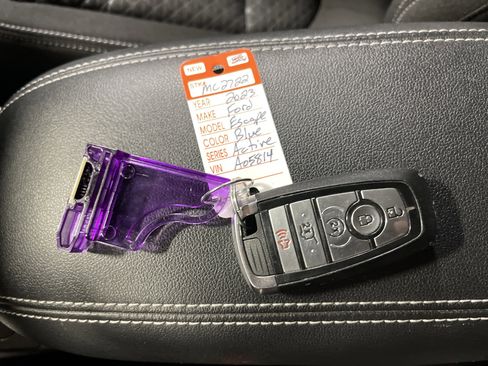 Used 2023 Ford Escape Active image 25