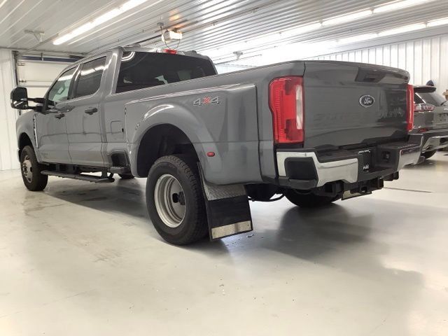 Used 2026 Ford F350 XLT AWD/4WD image 4