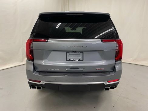 Used 2025 GMC Yukon Denali AWD/4WD image 7