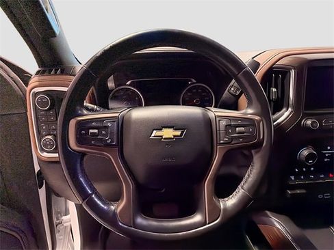 Used 2021 Chevrolet Silverado 2500 High Country image 10
