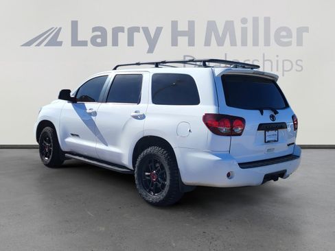Certified 2020 Toyota Sequoia TRD Pro image 3