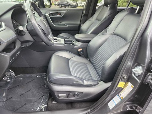 Used 2020 Toyota RAV4 XSE AWD/4WD image 26