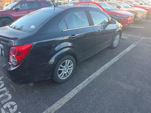 Used 2014 Chevrolet Sonic LT w/ Wheels and Fog Lamp Package image 8