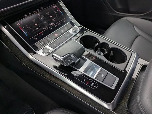 Used 2022 Audi Q7 3.0T Premium AWD/4WD image 12