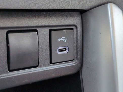 Used 2025 Toyota Corolla Cross L FWD image 20