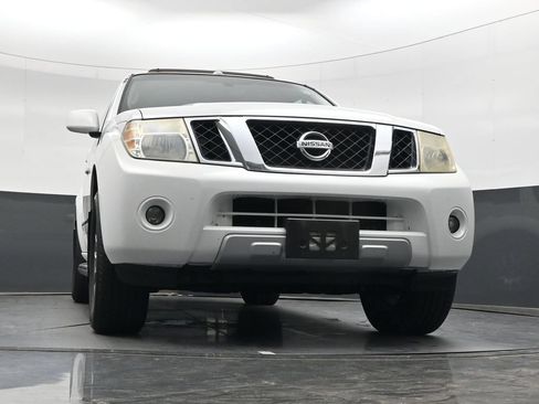 Used 2010 Nissan Pathfinder LE w/ Navigation Pkg AWD/4WD image 49