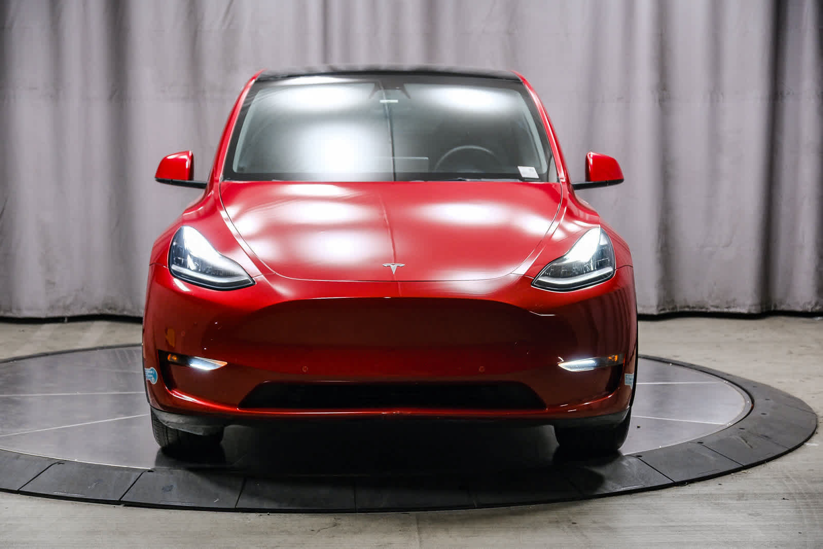 Used 2022 Tesla Model Y Long Range AWD/4WD image 6