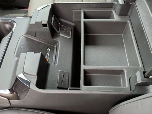 New 2026 Chevrolet Silverado 2500 ZR2 image 33