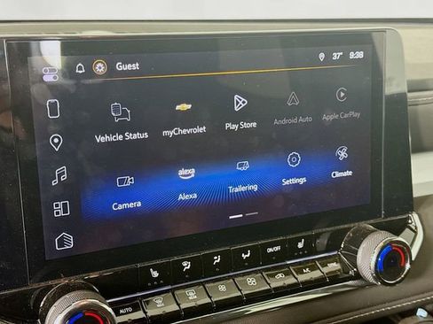 Used 2025 Chevrolet Colorado LT w/ Advanced Trailering Package image 18