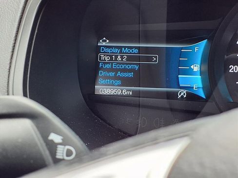 Used 2024 Ford Edge SEL image 18