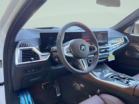 New 2026 BMW X5 M60i image 9