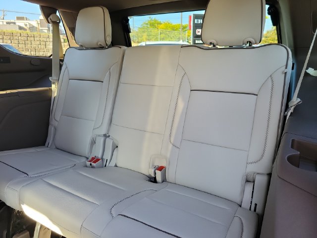 New 2027 GMC Yukon Denali w/ Denali Reserve Package AWD/4WD image 12