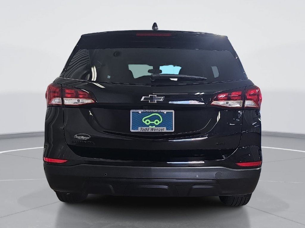 Certified 2024 Chevrolet Equinox LS w/ LS Convenience Package AWD/4WD image 5