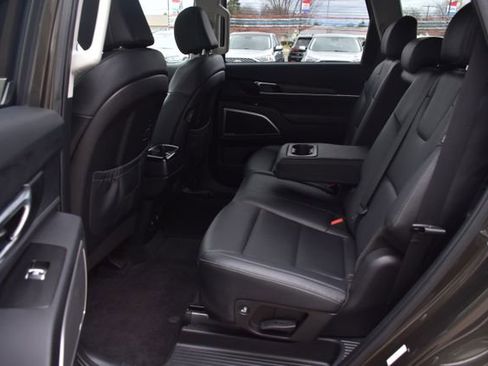 Used 2023 Kia Telluride EX X-Line AWD/4WD image 36