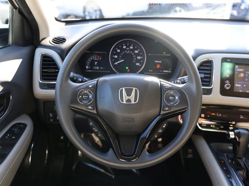 Used 2019 Honda HR-V EX image 14
